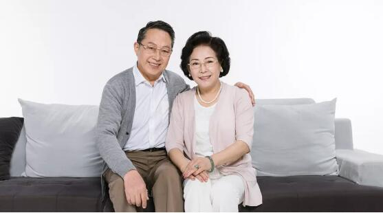 这次回家，，，，，，请记得臻藏爸妈的慢时光！